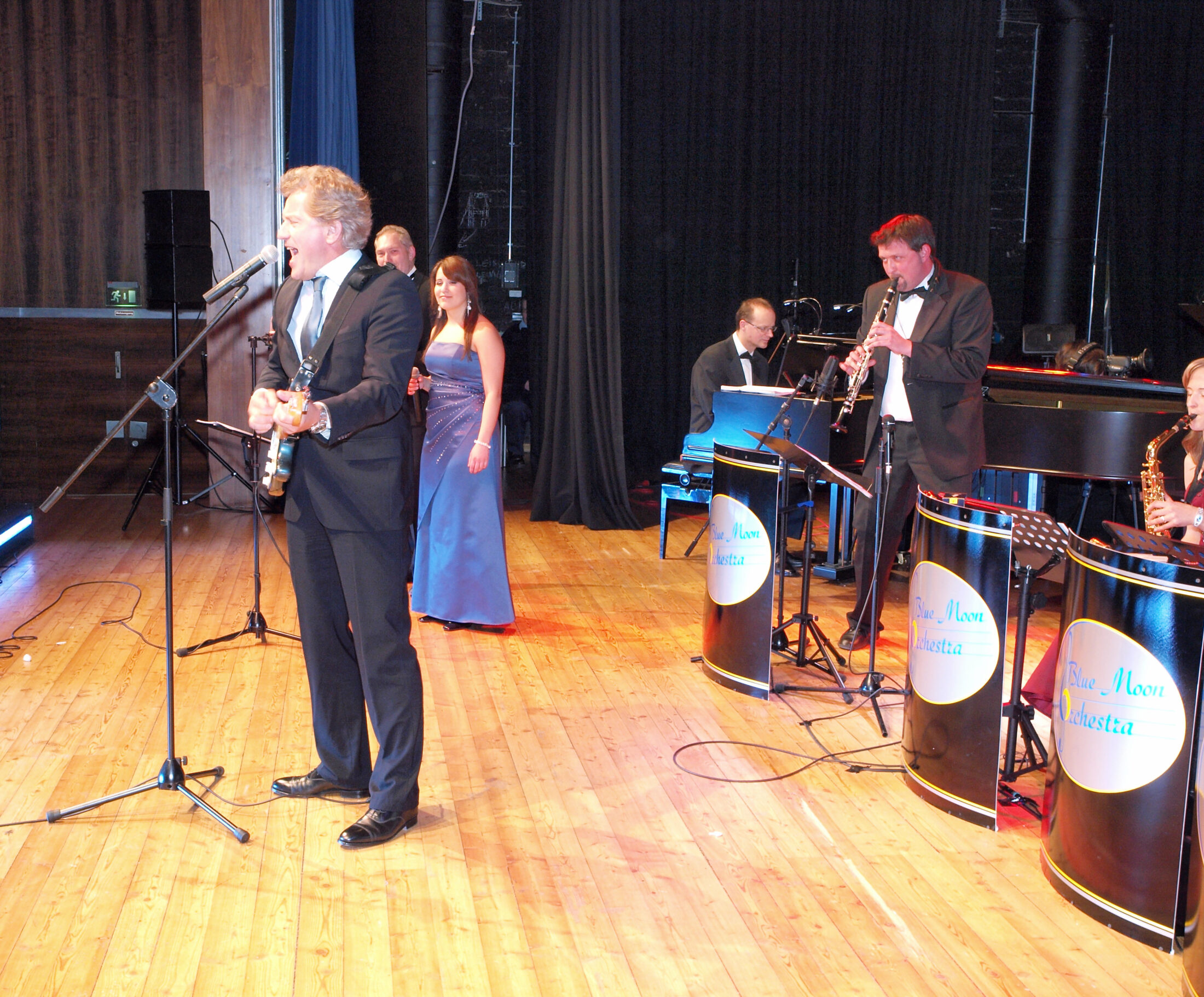 Miro Nemec und Blue Moon Orchestra