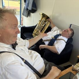 Stan und Olli machen Pause